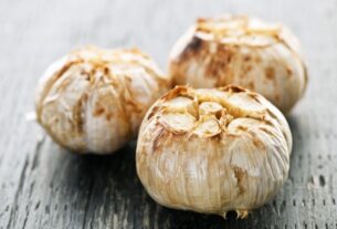 Benefits of eating roasted garlic