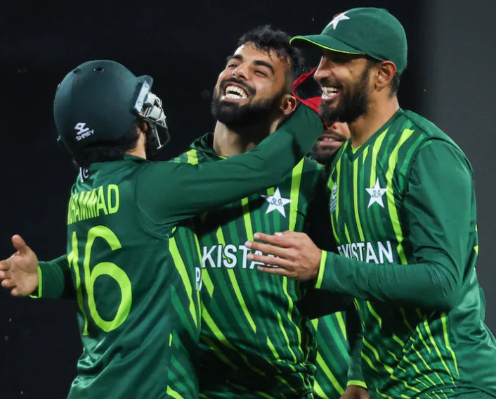 t20 world cup semifinal dreams defomed in 185 runs