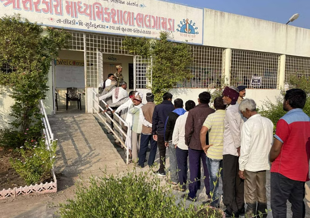 why gujarat election vote polling less