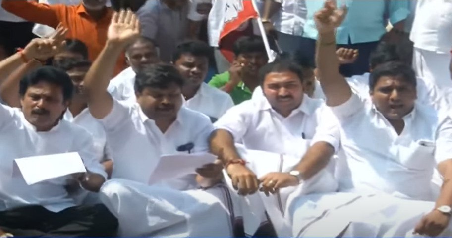 police books edappadi aiadmk protest