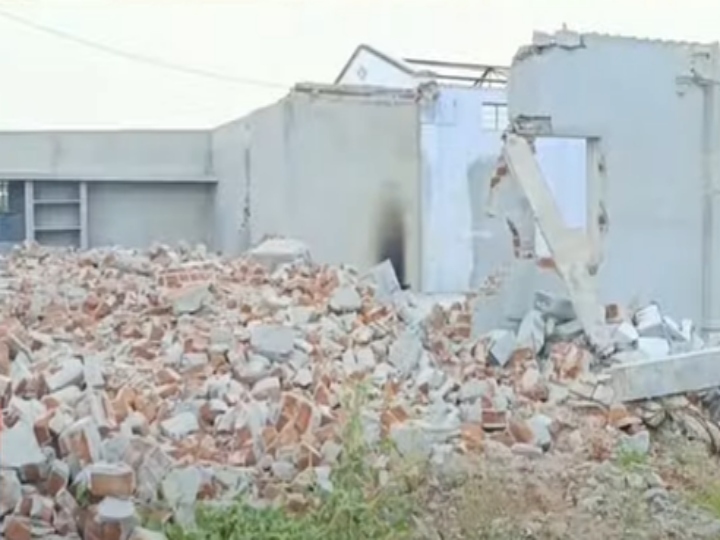 demolition of samiyar ashram 