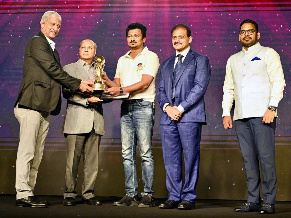 Udhayanidhi Stalin Received Sports Award