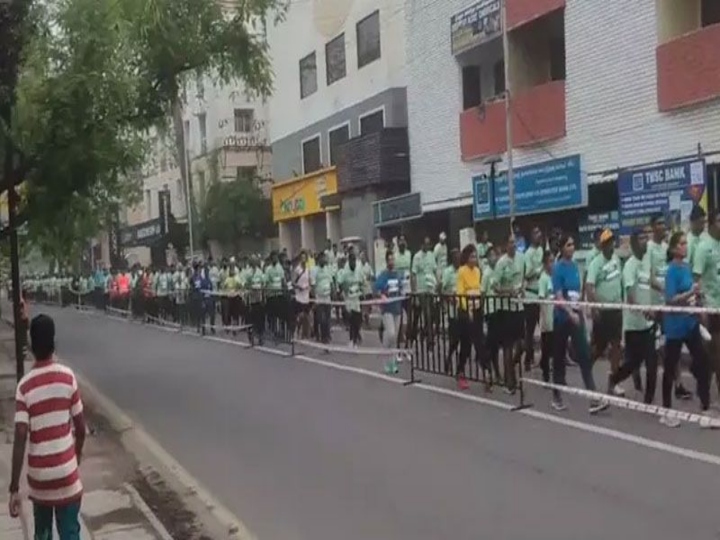 Early morning weed marathon in Chennai