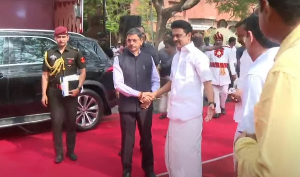 mk stalin governor ravi pay respect to gandhi memorial day