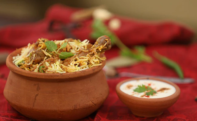kerala woman orders biryani online dies after eating