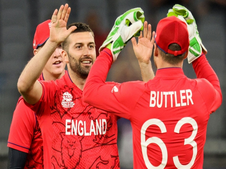 england and pakistan fight for third t20 worldcup