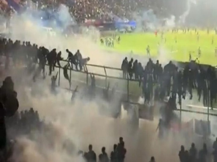police chief and 9 high official suspended over football riot