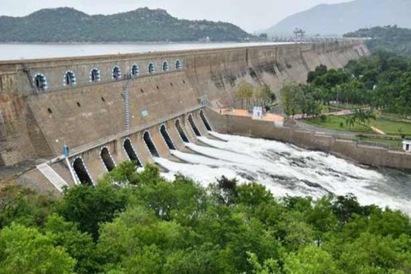 water flow increase in mettur dam