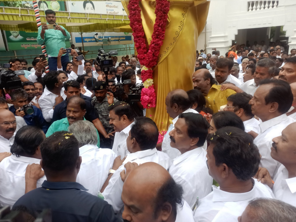 admk gs edappadi palanisamy