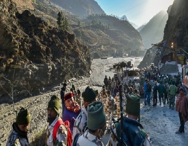 Joshimath sinking into the earth Evacuation ahead