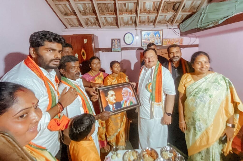 Gayatri raguram left bjp in mid night what happened