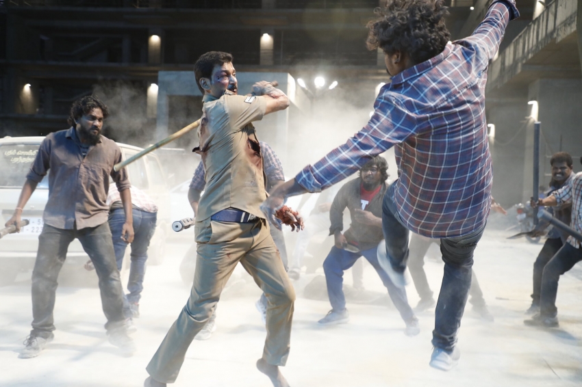 vishal lathi movie review