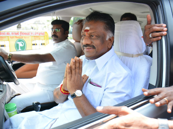 OPS goes to devar guru pujai with 500 cars