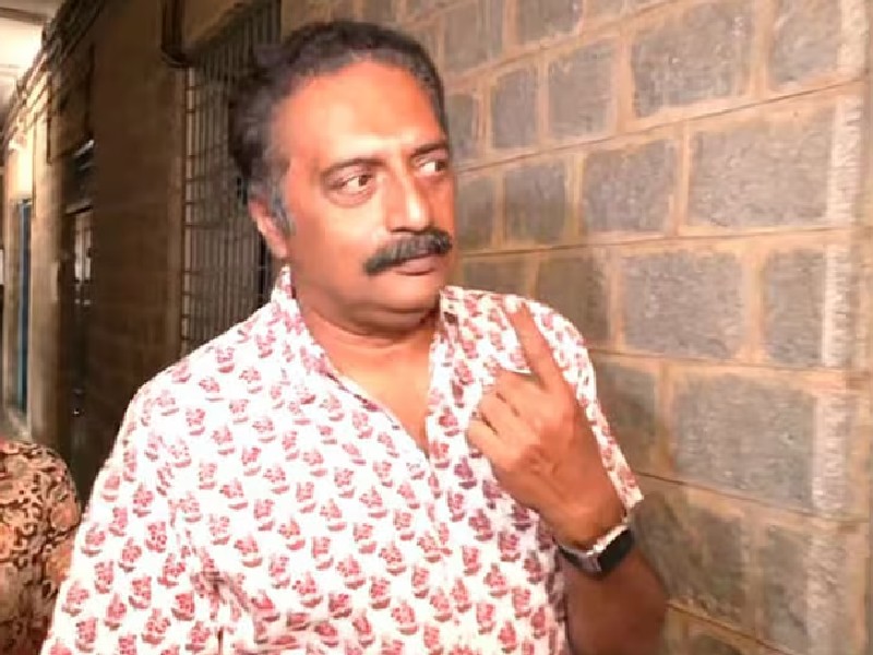 If you don't vote, you lose the right to ask questions - Prakash Raj