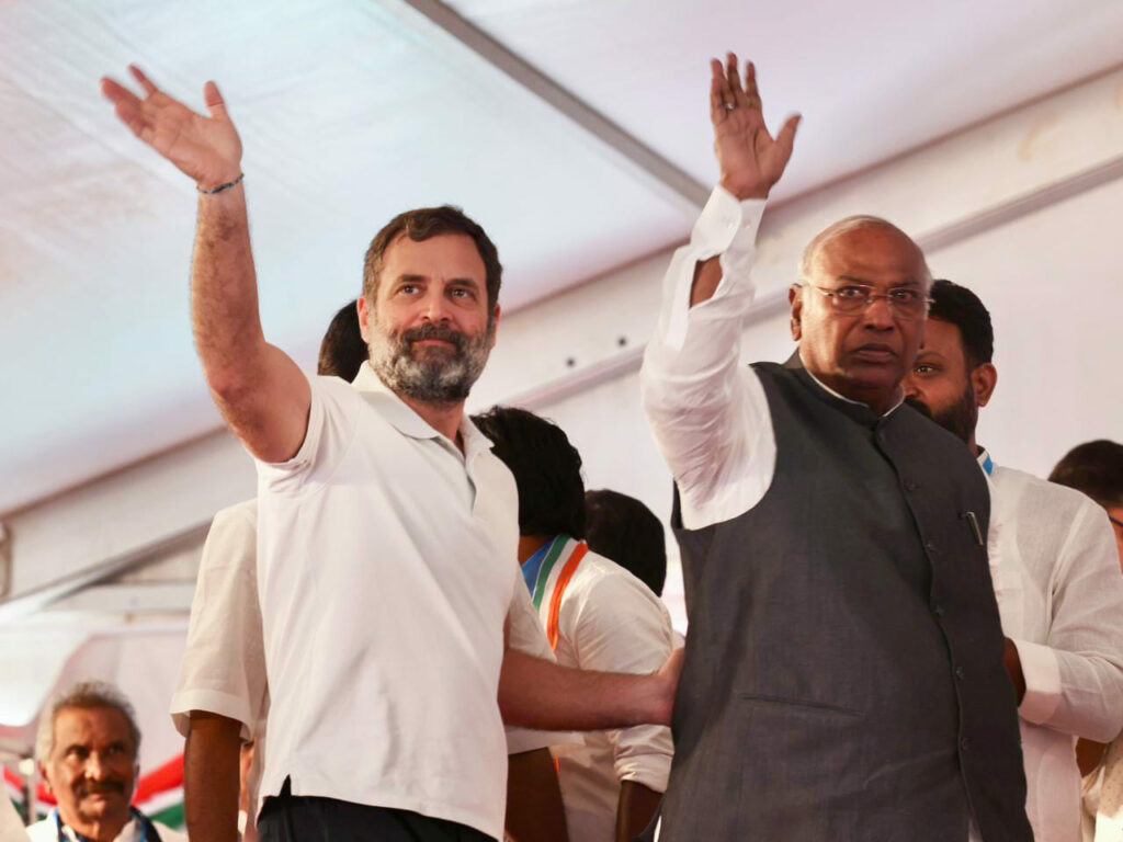 Rahul Gandhi announce Rs 3000 for graduates