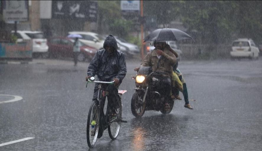 தமிழகத்தில் மழைக்கு வாய்ப்பு - வானிலை மையம் அறிக்கை!