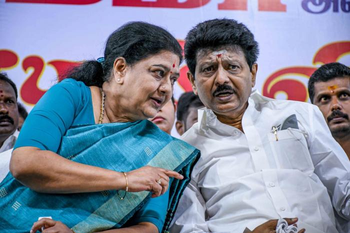 Meet Panneer at a Tanjore wedding Twist by Sasikala