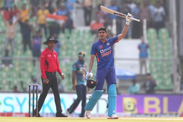 virat shubman gill hits centuary