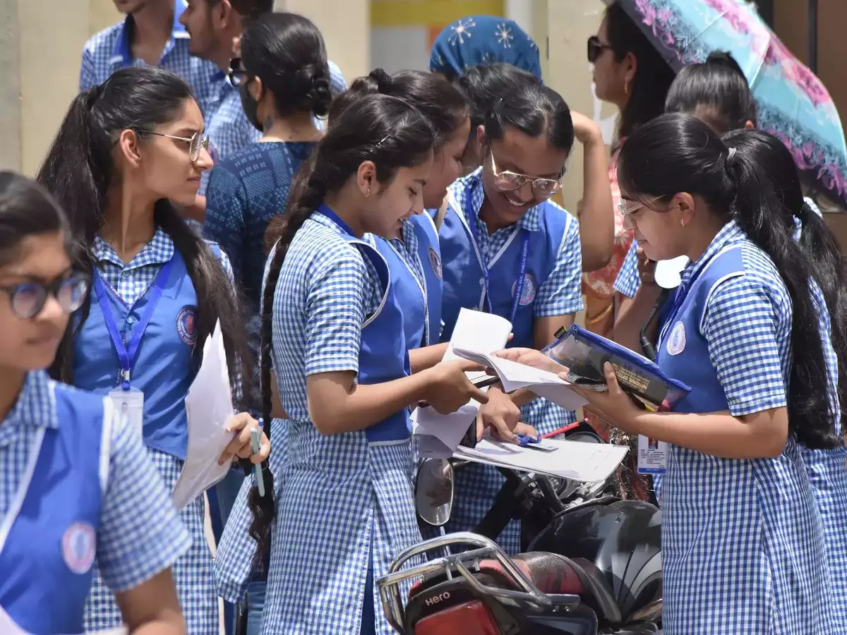 CBSE Plus 2 Result Girls ahead of boys