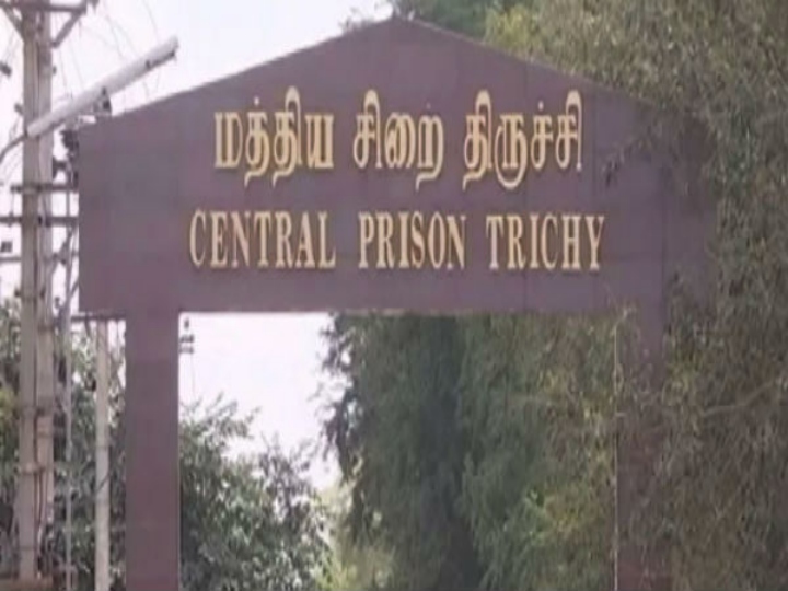 4 srilankans are taken to trichy special camp