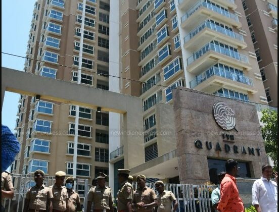 vigilance raid vijayabaskar relax