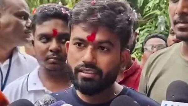 Dipke clarifies funding methods for US education and Jantar Mantar protests