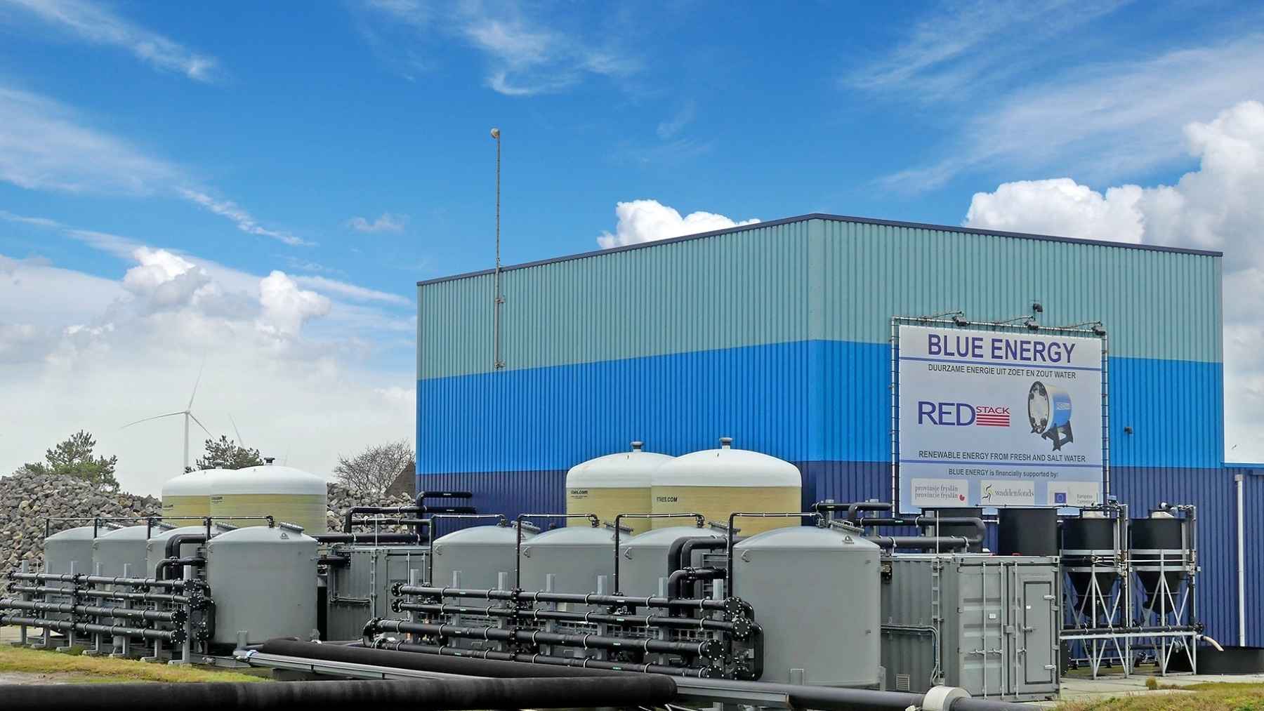 World's first Power Plant: Generates Electricity  from Saltwater and Fresh Water