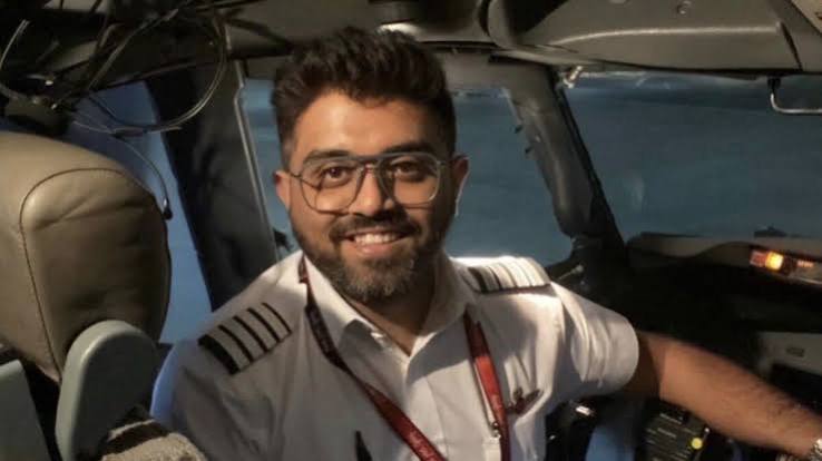Israel to Present Civilian Heroism Award to Indian Pilot Smit Machchhar for Bravery During Mid-Flight Attack