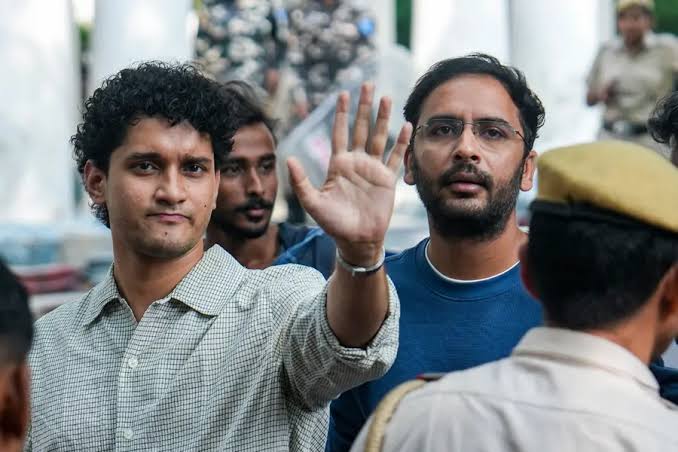Tensions Escalate at Jantar Mantar as CJP Leaders Saurav Das and Ashutosh Ranka Are Taken into Custody