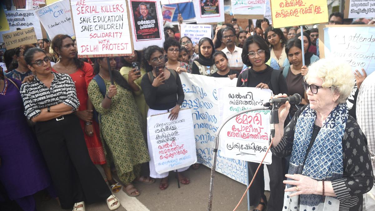 Students and Activists Rally in Kerala for NEET-UG Protest Support
