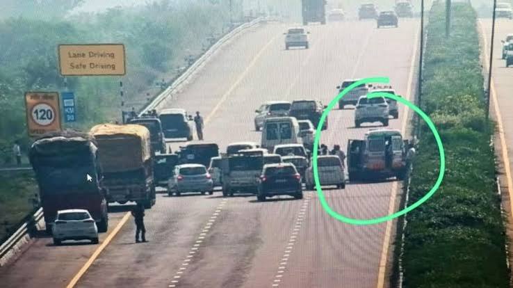 Five Vehicles in Rahul Gandhi's Convoy Crash with Ambulance on UP Expressway