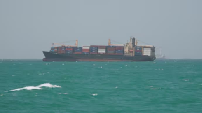 Saudi Oil Tankers Reverse Course Amid Red Sea Security Threats Affecting India-Bound Supplies