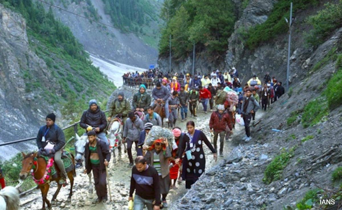 Amarnath Yatra Suspended from Bhagwati Nagar Amid Heightened Security