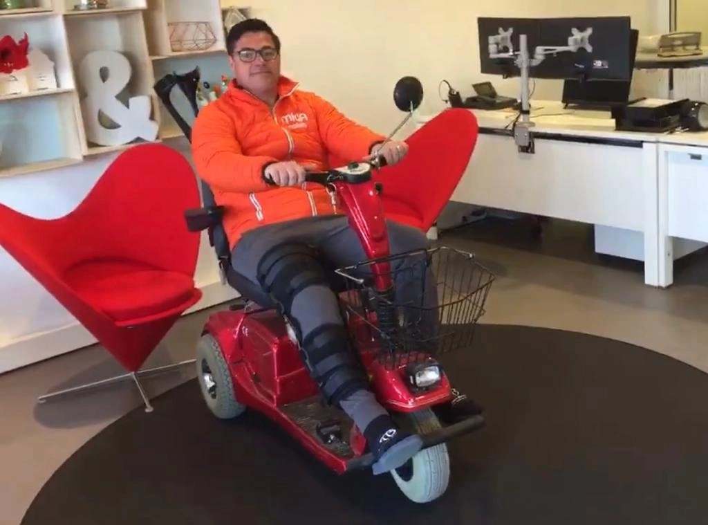 Tom Scootmobiel
