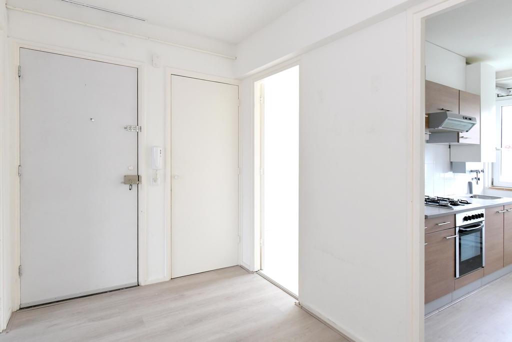 140235615.jpg