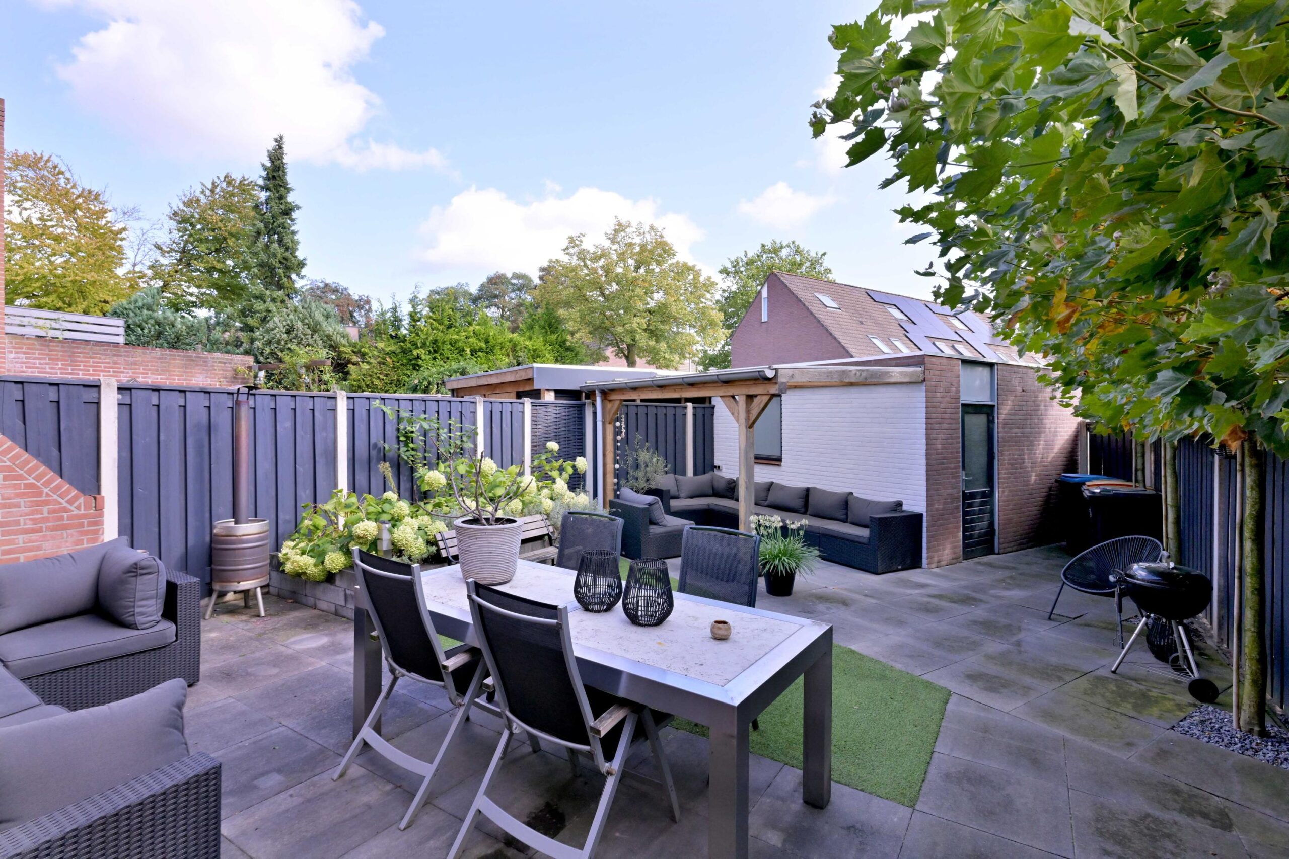 244366180.jpg
