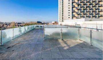 Roof balcony