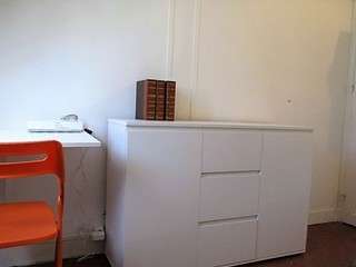 16e desk   chest