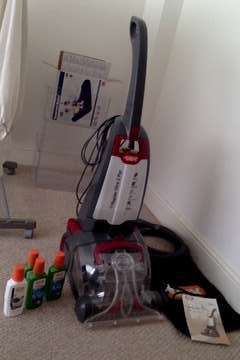 Carpet cleaner