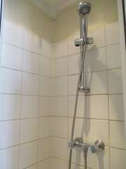 15e lecourbe shower