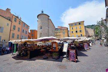 Place massillon hye%cc%80res tourisme