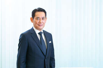 Mr. tatsuya kamoi  photo