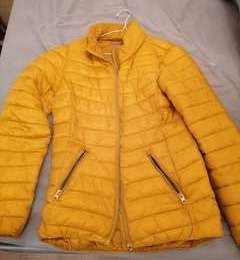 Jacket yellow