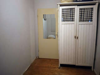 Small room1