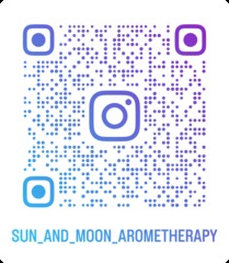 Sun and moon arometherapy qr