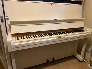 Danemann upright piano 2659