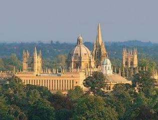 Photo dreaming spires