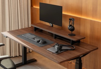 Adjustable desk