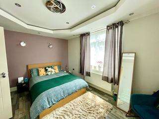 C15b9ffa eefa 4fa4 8e7c 193b5a8d8910