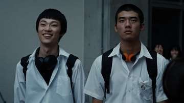 Still 4